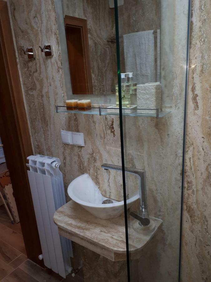 Apartment Art Veliko Tarnovo Buitenkant foto