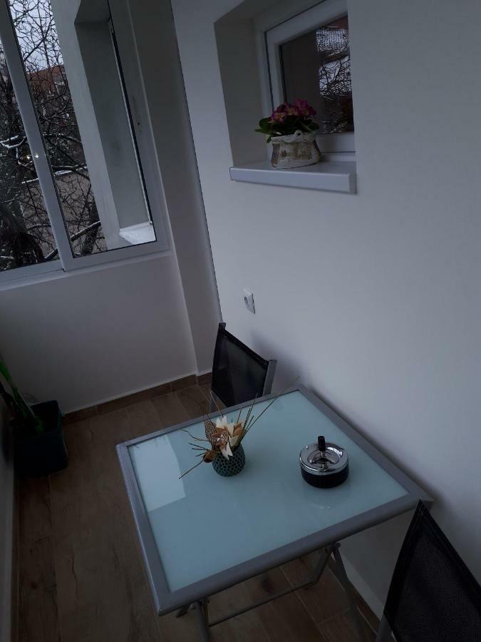 Apartment Art Veliko Tarnovo Buitenkant foto