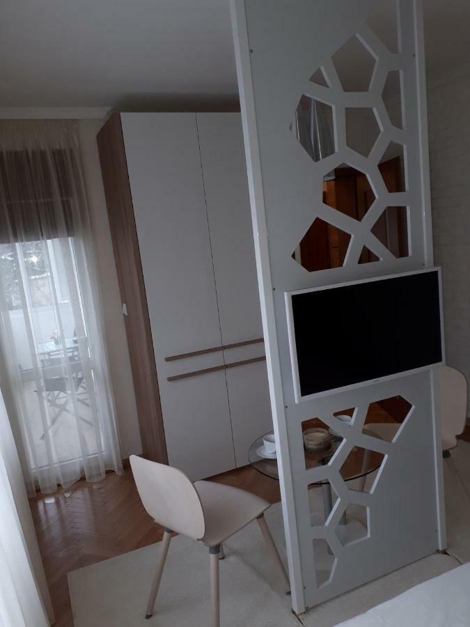 Apartment Art Veliko Tarnovo Buitenkant foto
