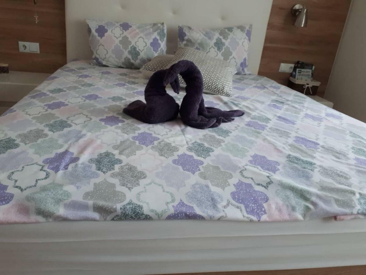 Apartment Art Veliko Tarnovo Buitenkant foto