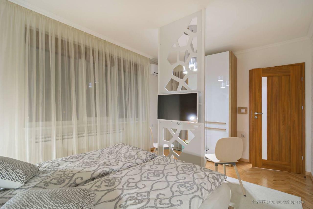 Apartment Art Veliko Tarnovo Buitenkant foto